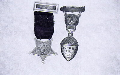 Click image for larger version

Name:	19thILBadge.jpg
Views:	198
Size:	26.3 KB
ID:	214330