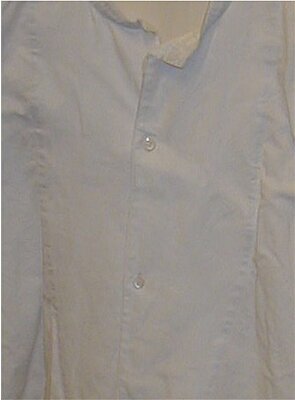 Click image for larger version

Name:	shirt1front.jpg
Views:	204
Size:	19.6 KB
ID:	214442