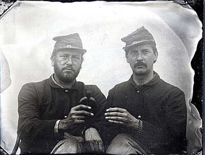 Click image for larger version

Name:	Fred&amp;amp;Bob.jpg
Views:	118
Size:	188.4 KB
ID:	214722