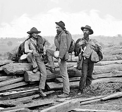 Click image for larger version

Name:	confederate-prisoners.jpg
Views:	275
Size:	181.6 KB
ID:	216338