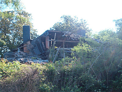 Click image for larger version

Name:	Cocker House.jpg
Views:	135
Size:	78.1 KB
ID:	216422