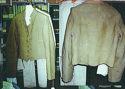 Click image for larger version

Name:	appleruniform.jpg
Views:	221
Size:	98.1 KB
ID:	216465
