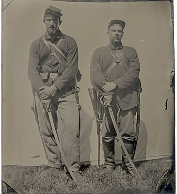 Click image for larger version

Name:	two troopers, mine.jpg
Views:	189
Size:	213.6 KB
ID:	216506