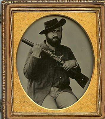 Click image for larger version

Name:	Andrew Civil War Dag.jpg
Views:	248
Size:	118.7 KB
ID:	216583