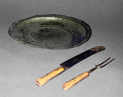 Click image for larger version

Name:	Smithsonian Collection, knife fork and plate issued to P.O.W. Col. John S. Crocker 93rd NY Vol. at L
Views:	246
Size:	31.5 KB
ID:	216971