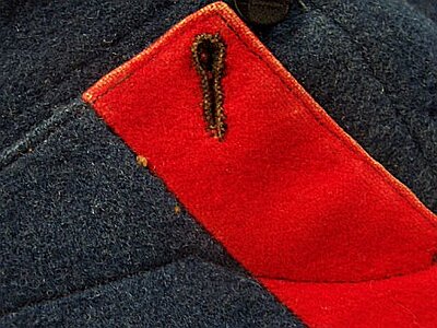 Click image for larger version

Name:	Buttonhole3.jpg
Views:	428
Size:	42.1 KB
ID:	217041