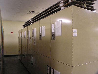 Click image for larger version

Name:	lockers.jpg
Views:	111
Size:	70.8 KB
ID:	217657