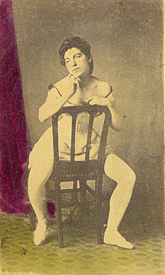 Click image for larger version

Name:	Risque1.jpg
Views:	262
Size:	803.7 KB
ID:	218852