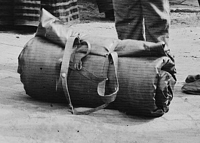 Click image for larger version

Name:	strapped roll.jpg
Views:	91
Size:	31.7 KB
ID:	219209