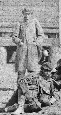 Click image for larger version

Name:	Aiken's landing overcoat #2.jpg
Views:	334
Size:	22.7 KB
ID:	219380