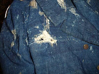Click image for larger version

Name:	1835 VA denim tailcoat 1.jpg
Views:	460
Size:	38.0 KB
ID:	219467