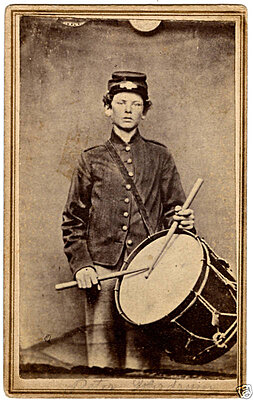 Click image for larger version

Name:	33rd IL Drummer.jpg
Views:	443
Size:	72.2 KB
ID:	219631