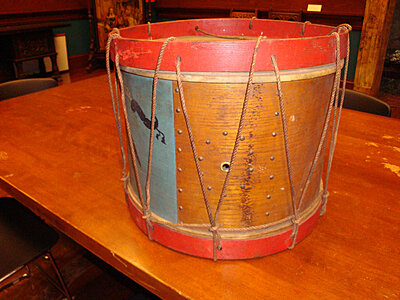 Click image for larger version

Name:	Brown_University_Confederate_Drum_3.jpg
Views:	256
Size:	1.01 MB
ID:	219650