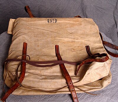 Click image for larger version

Name:	1908knapsack1.jpg
Views:	386
Size:	100.4 KB
ID:	219812