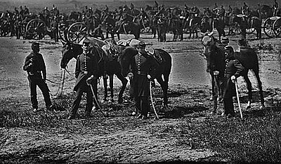 Click image for larger version

Name:	Officers,-Batt.B-(crop).jpg
Views:	184
Size:	313.6 KB
ID:	221012