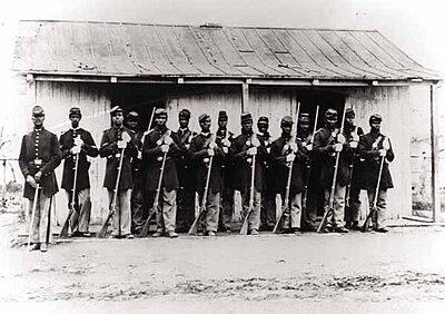 Click image for larger version

Name:	civil-war-soldie&amp;amp;#11.jpg
Views:	270
Size:	50.7 KB
ID:	222216