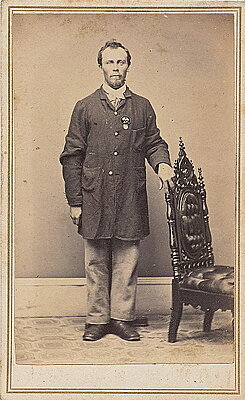 Click image for larger version

Name:	Long Sack Coat Image.jpg
Views:	191
Size:	93.0 KB
ID:	224774