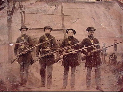 Click image for larger version

Name:	Federals Standing.JPG
Views:	344
Size:	42.6 KB
ID:	226261