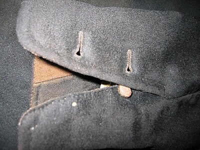Click image for larger version

Name:	cuff, button, and buttonholes r.JPG
Views:	345
Size:	86.2 KB
ID:	226811