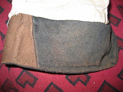 Click image for larger version

Name:	inside cuff r.JPG
Views:	254
Size:	98.7 KB
ID:	226812