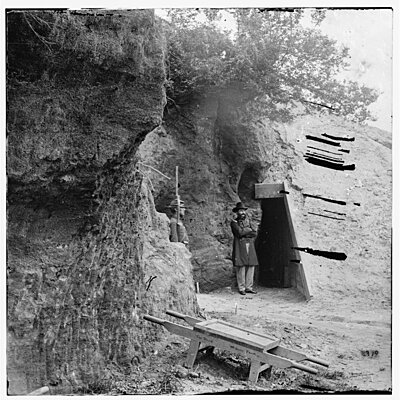Click image for larger version

Name:	Yorktown, VA Cornwallis Cave used as Powder Magazine 2.jpg
Views:	220
Size:	243.8 KB
ID:	226945