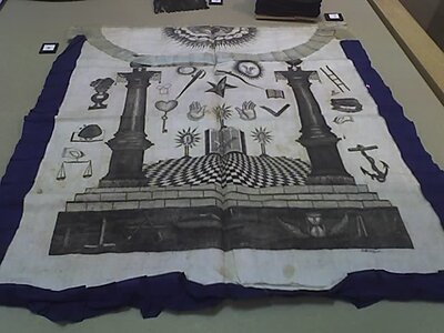 Click image for larger version

Name:	apron.jpg
Views:	230
Size:	68.3 KB
ID:	228320