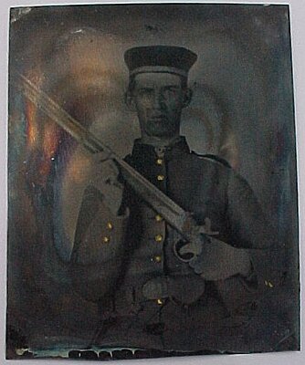 Click image for larger version

Name:	CIVIL WAR SOLDIER Holding COCKED CARBINE.jpg
Views:	218
Size:	49.6 KB
ID:	228397