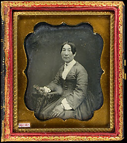 Click image for larger version

Name:	Asian wearing brooch.jpg
Views:	336
Size:	36.3 KB
ID:	228528