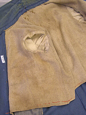 Click image for larger version

Name:	cavovercoatlining1.jpg
Views:	1074
Size:	206.7 KB
ID:	228638