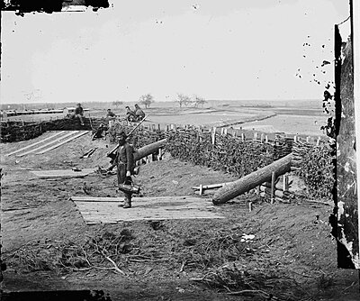 Click image for larger version

Name:	Quaker Guns..JPG
Views:	173
Size:	334.1 KB
ID:	228873