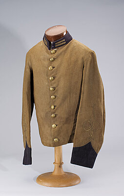 Click image for larger version

Name:	lts-coat-mike-ke&amp;amp;#110.jpg
Views:	366
Size:	74.5 KB
ID:	228897