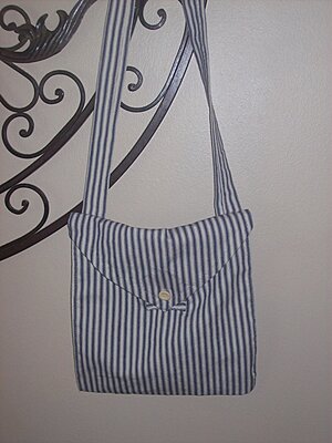 Click image for larger version

Name:	ticking haversac&amp;amp;#107.JPG
Views:	247
Size:	169.6 KB
ID:	228914