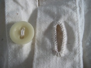 Click image for larger version

Name:	buttonhole2.jpg
Views:	282
Size:	32.2 KB
ID:	230491