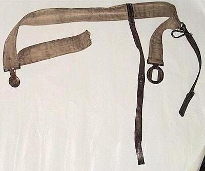 Click image for larger version

Name:	CS canvas saber belt2.jpg
Views:	219
Size:	45.6 KB
ID:	230548