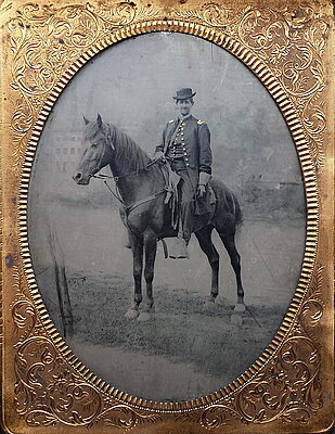 Click image for larger version

Name:	Dandy Image Of A Mounted Officer.jpg
Views:	205
Size:	160.5 KB
ID:	231450
