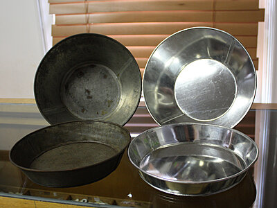 Click image for larger version

Name:	tin bowl and plate.jpg
Views:	265
Size:	1.52 MB
ID:	231943